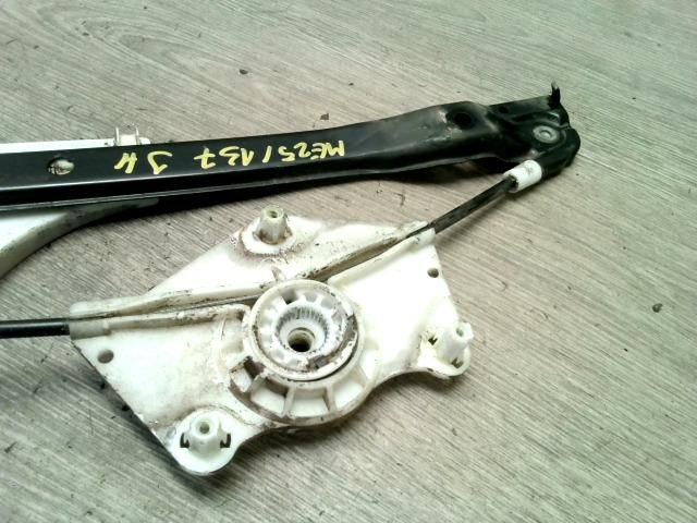 bontott VW JETTA Jobb hátsó Ablakemelő Szerkezet (Mechanikus)