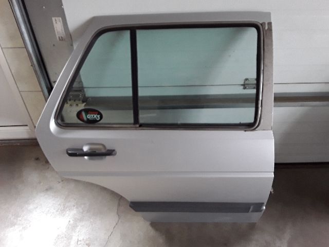 bontott VW JETTA Jobb hátsó Ajtó (Részeivel)