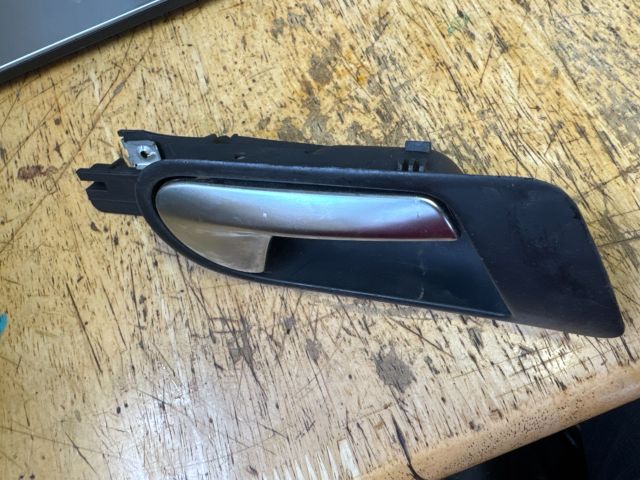 bontott VW JETTA Jobb hátsó Belső Kilincs