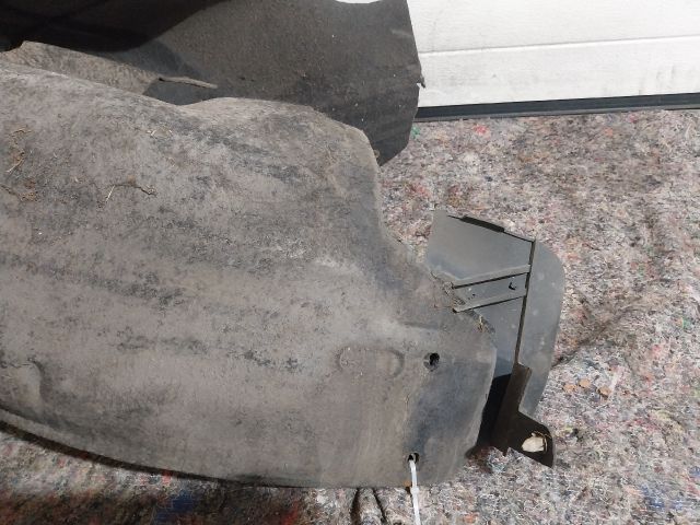 bontott VW JETTA Jobb hátsó Dobbetét (Kerékjárati, Műanyag)