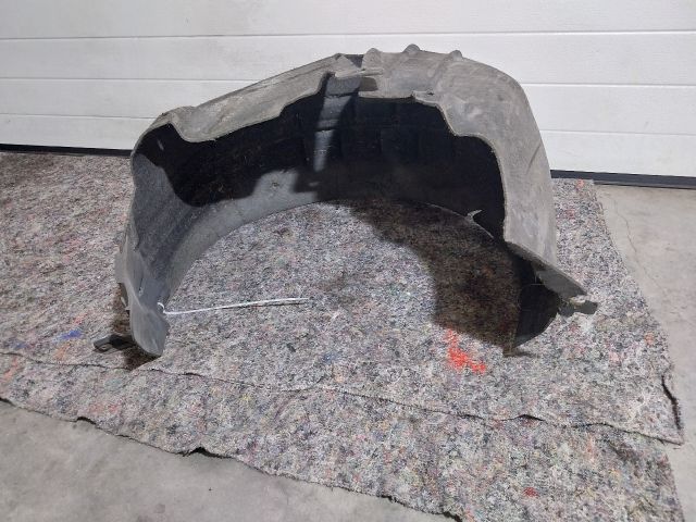 bontott VW JETTA Jobb hátsó Dobbetét (Kerékjárati, Műanyag)