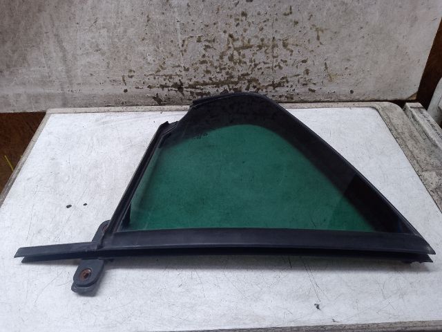 bontott VW JETTA Jobb hátsó Fixüveg (Ajtóban)