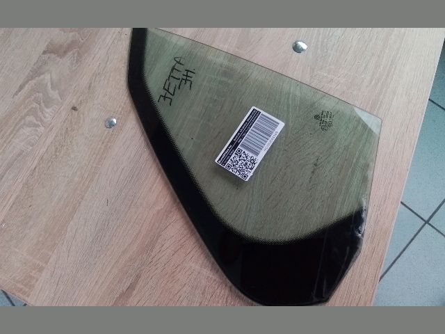 bontott VW JETTA Jobb hátsó Fixüveg (Ajtóban)