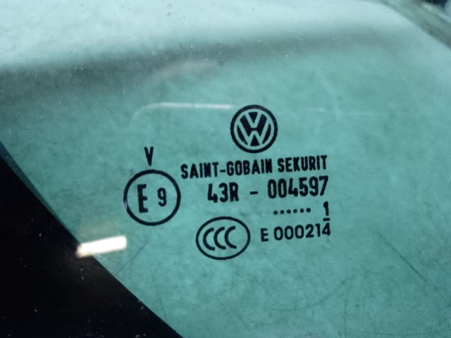 bontott VW JETTA Jobb hátsó Fixüveg (Ajtóban)