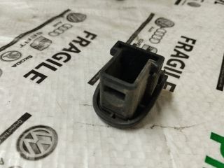 bontott VW JETTA Jobb hátsó Kilincs Burkolat