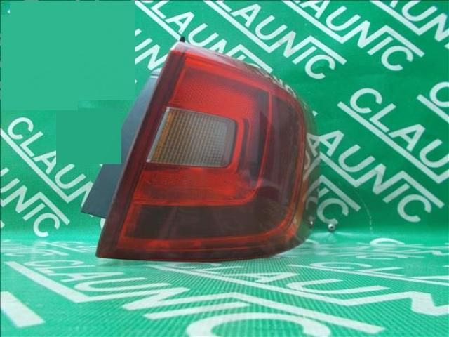 bontott VW JETTA Jobb Hátsó Lámpa