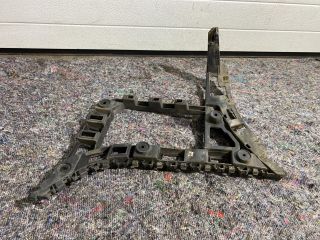 bontott VW JETTA Jobb hátsó Lökhárító Tartó (Műanyag)