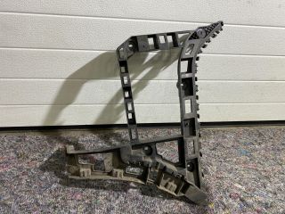 bontott VW JETTA Jobb hátsó Lökhárító Tartó (Műanyag)