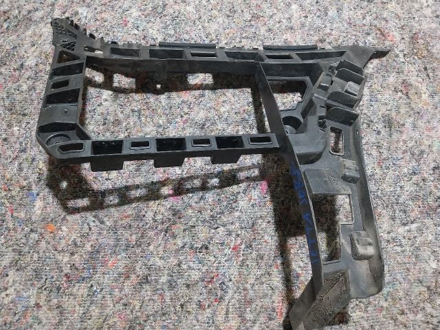 bontott VW JETTA Jobb hátsó Lökhárító Tartó (Műanyag)