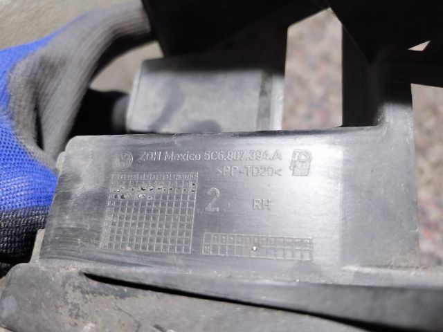 bontott VW JETTA Jobb hátsó Lökhárító Tartó (Műanyag)