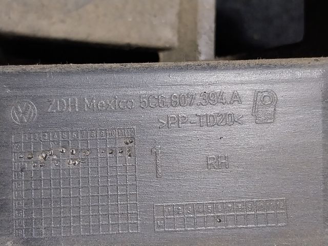 bontott VW JETTA Jobb hátsó Lökhárító Tartó (Műanyag)