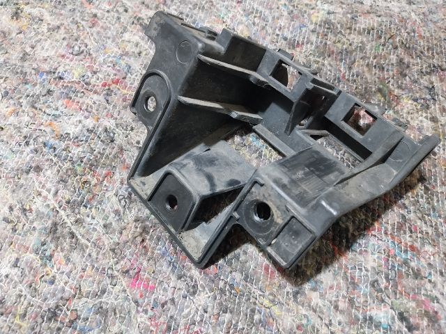 bontott VW JETTA Jobb hátsó Lökhárító Tartó (Műanyag)