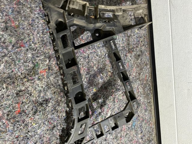 bontott VW JETTA Jobb hátsó Lökhárító Tartó (Műanyag)