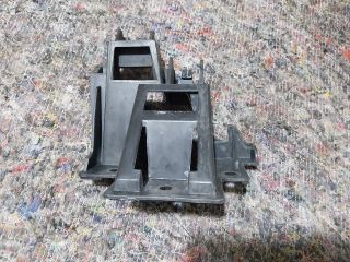 bontott VW JETTA Jobb hátsó Lökhárító Tartó (Műanyag)