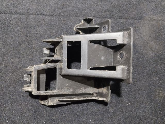 bontott VW JETTA Jobb hátsó Lökhárító Tartó (Műanyag)