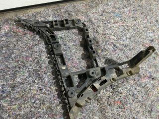 bontott VW JETTA Jobb hátsó Lökhárító Tartó (Műanyag)