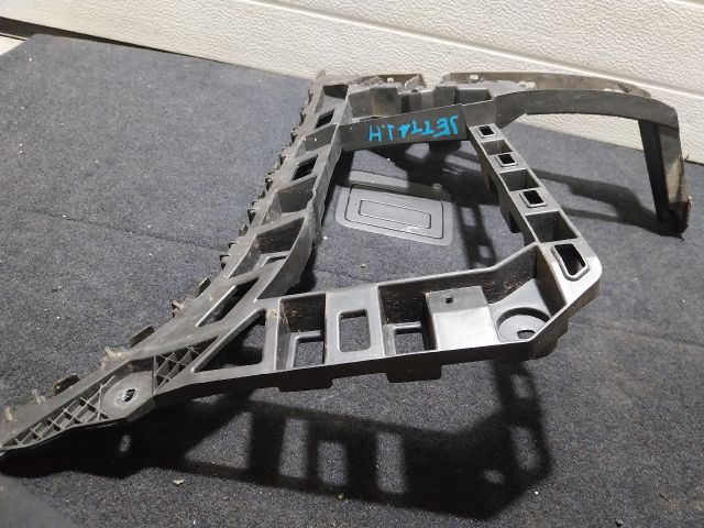 bontott VW JETTA Jobb hátsó Oldal Lökhárító Tartó (Műanyag)