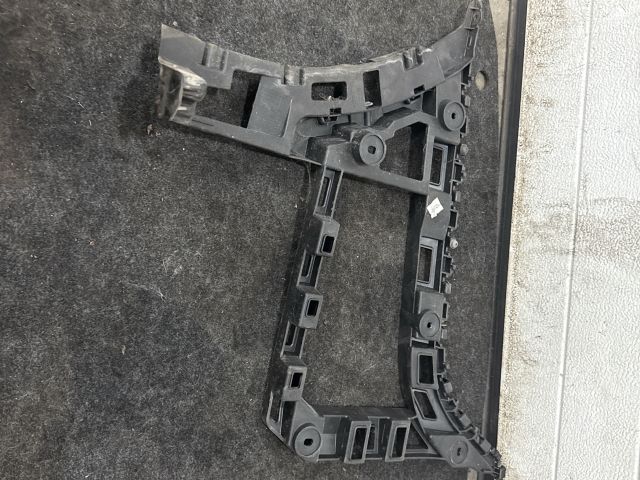 bontott VW JETTA Jobb hátsó Oldal Lökhárító Tartó (Műanyag)