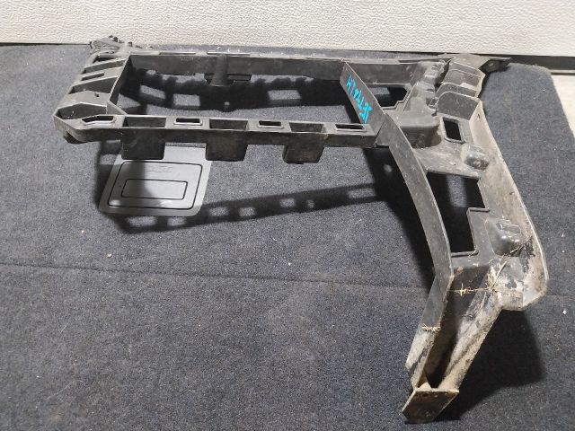 bontott VW JETTA Jobb hátsó Oldal Lökhárító Tartó (Műanyag)