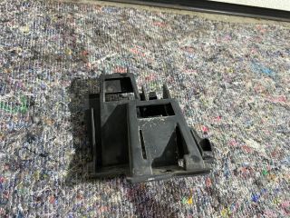 bontott VW JETTA Jobb hátsó Oldal Lökhárító Tartó (Műanyag)