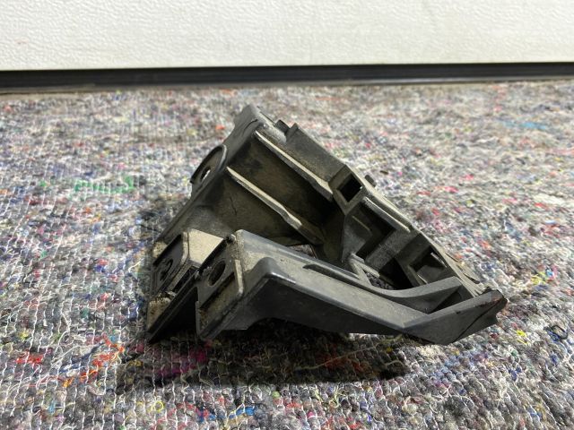 bontott VW JETTA Jobb hátsó Oldal Lökhárító Tartó (Műanyag)