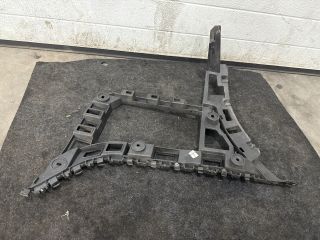 bontott VW JETTA Jobb hátsó Oldal Lökhárító Tartó (Műanyag)