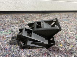 bontott VW JETTA Jobb hátsó Oldal Lökhárító Tartó (Műanyag)