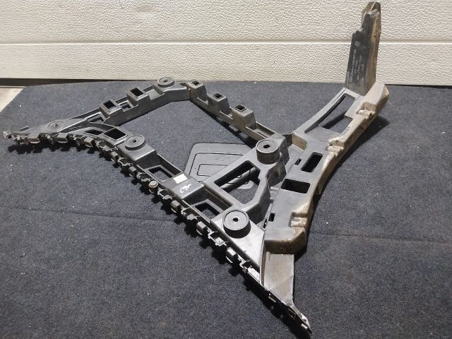 bontott VW JETTA Jobb hátsó Oldal Lökhárító Tartó (Műanyag)