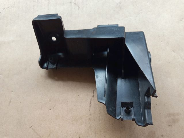 bontott VW JETTA Jobb hátsó Oldal Lökhárító Tartó (Műanyag)