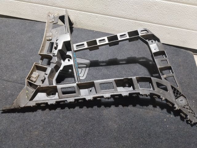 bontott VW JETTA Jobb hátsó Oldal Lökhárító Tartó (Műanyag)