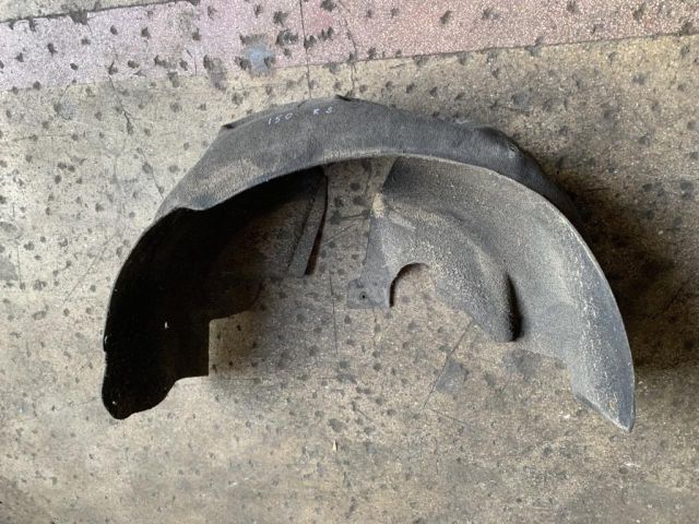 bontott VW JETTA Jobb hátsó Sárvédő Gumi