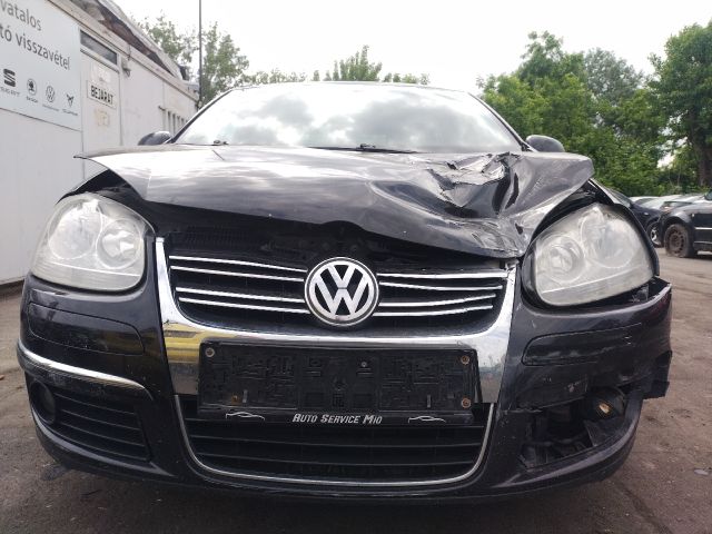 bontott VW JETTA Jobb Ködfényszóró