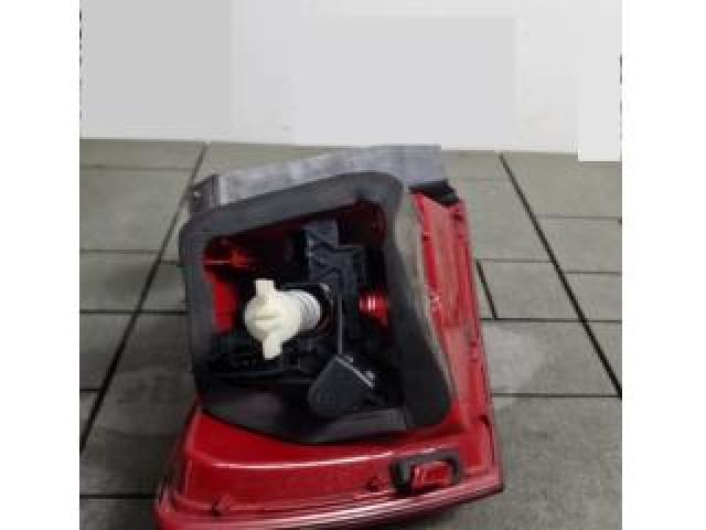 bontott VW JETTA Jobb Külső Hátsó Lámpa