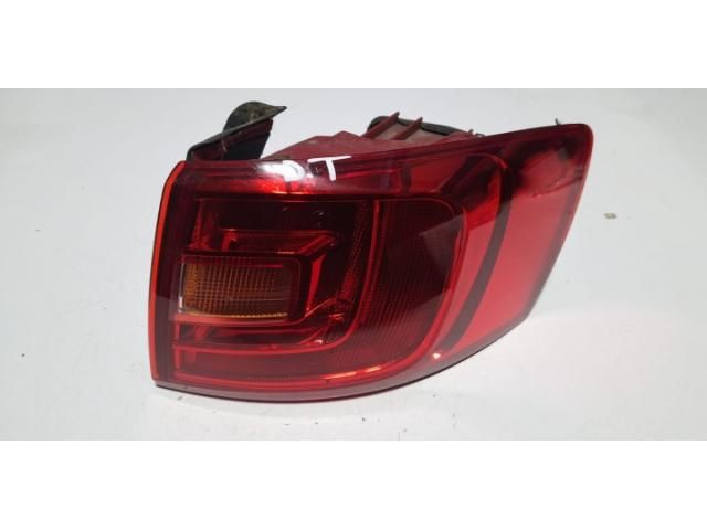 bontott VW JETTA Jobb Külső Hátsó Lámpa