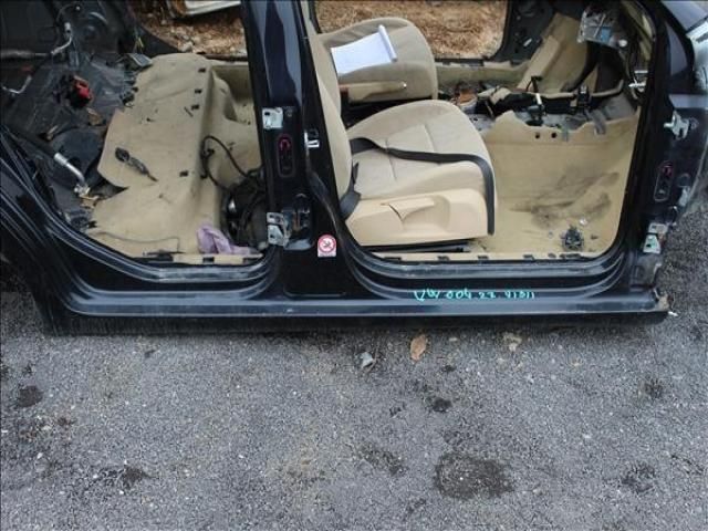 bontott VW JETTA Jobb Küszöb