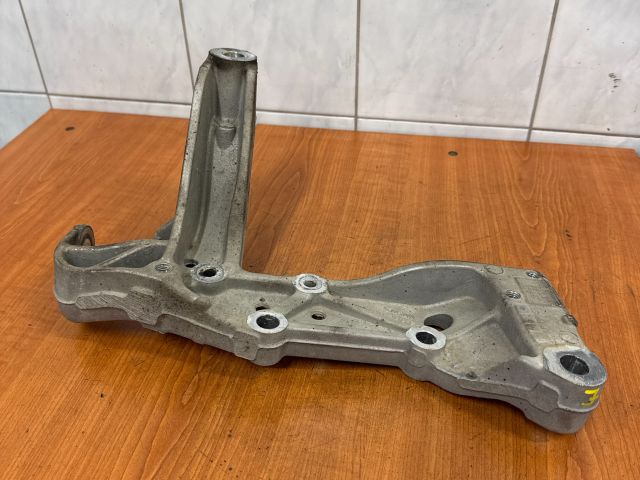 bontott VW JETTA Jobb Lengőkar Tartó