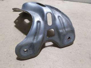 bontott VW JETTA Jobb Sárvédő Oldaltartó