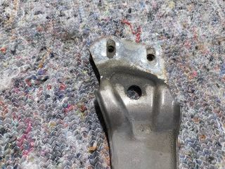 bontott VW JETTA Jobb Sárvédő Oldaltartó