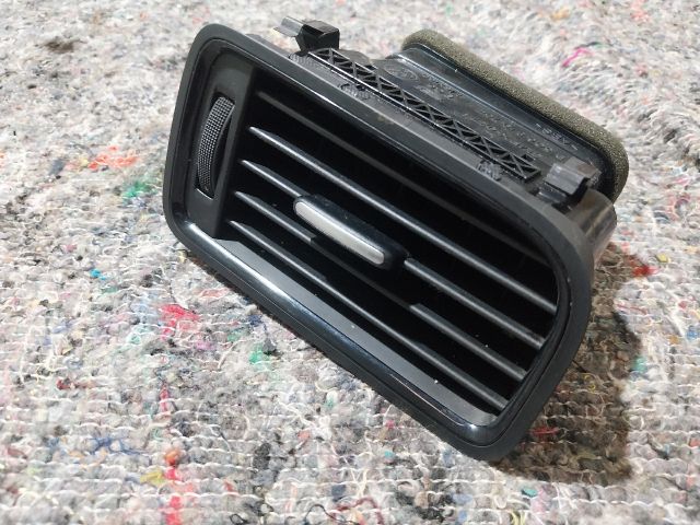 bontott VW JETTA Jobb Szellőző
