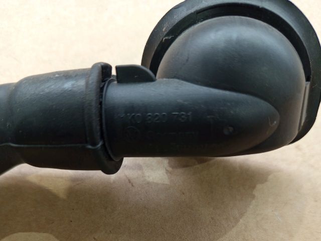 bontott VW JETTA Kesztyűtartó Hűtő Cső