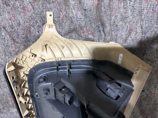 bontott VW JETTA Kesztyűtartó