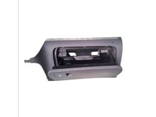 bontott VW JETTA Kesztyűtartó