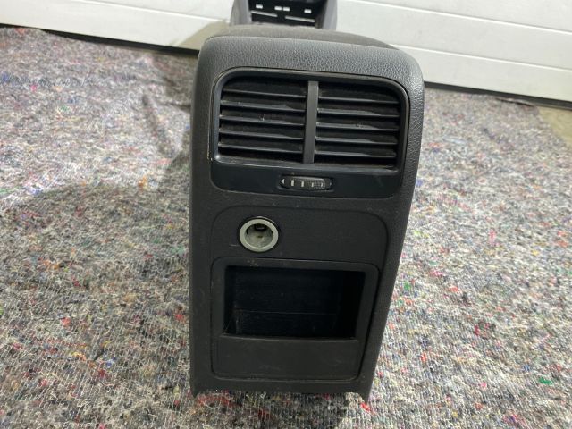 bontott VW JETTA Könyöklő