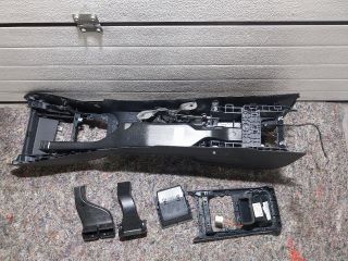 bontott VW JETTA Könyöklő