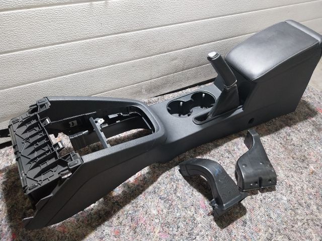 bontott VW JETTA Könyöklő