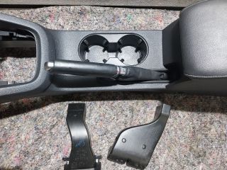 bontott VW JETTA Könyöklő