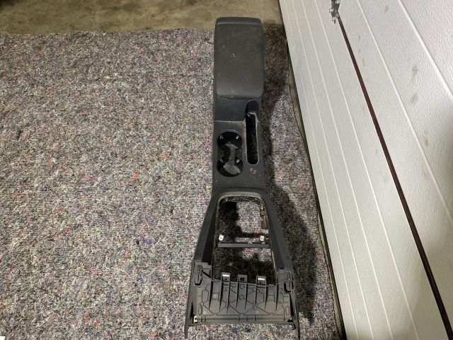 bontott VW JETTA Könyöklő