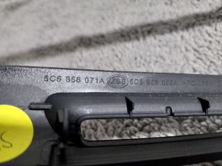 bontott VW JETTA Középkonzol Keret