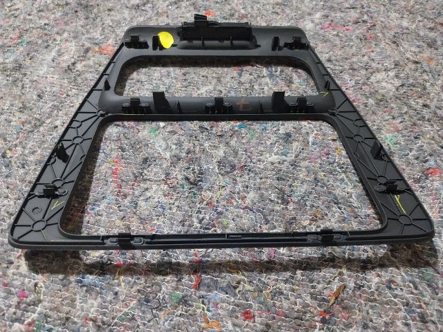 bontott VW JETTA Középkonzol Keret