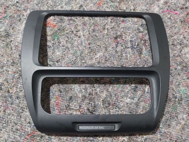 bontott VW JETTA Középkonzol Keret